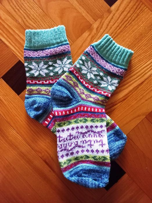 Skarpety, skarpetki kolorowe świąteczne rozmiar 38-40 - nowe