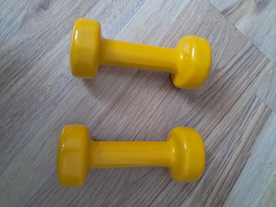 Żółte hantelki 1kg