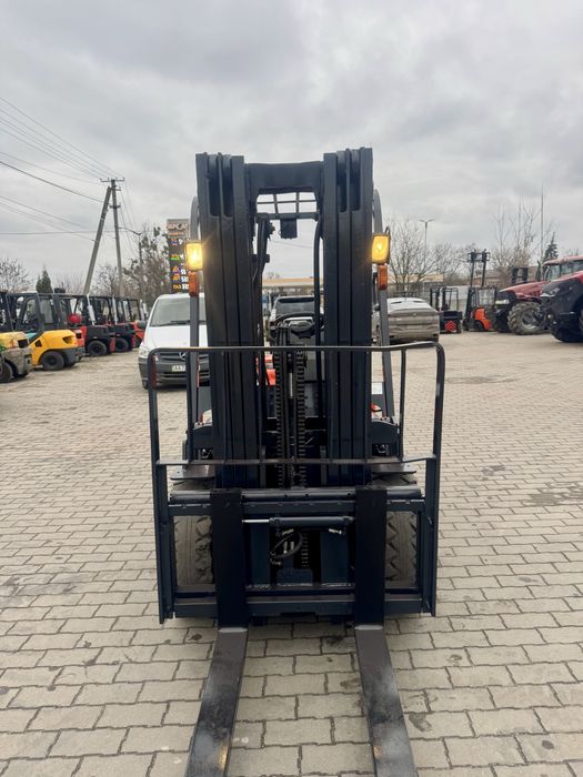 Навантажувач Doosan D30C 2012р Дизель