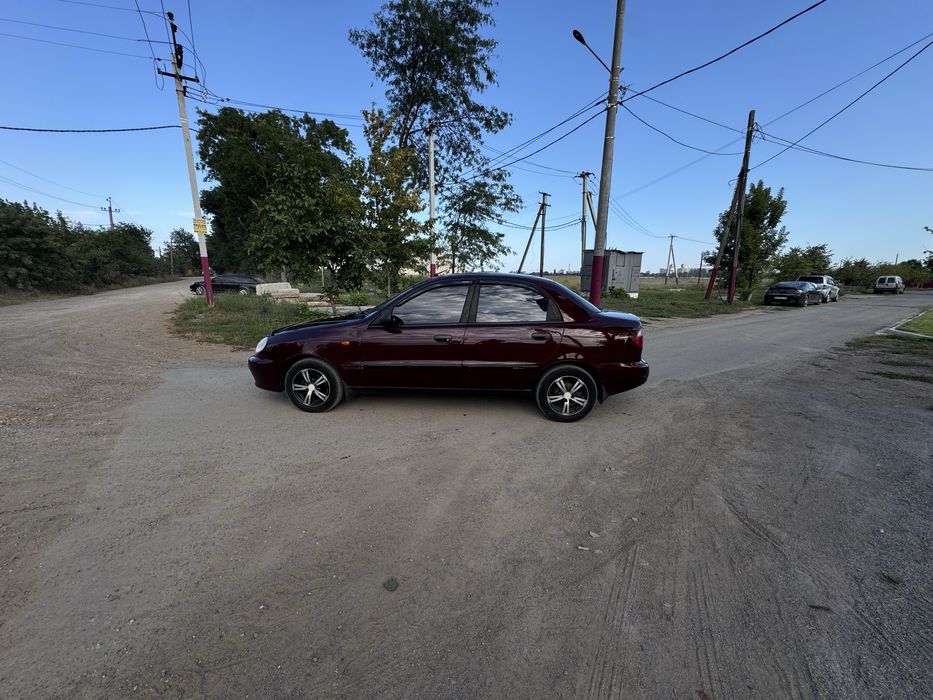 Продам Daewoo Lanos 2010 1.6 Gaz