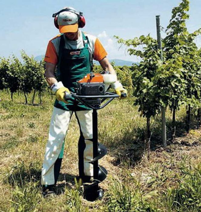 Мотобур оренда Львів бензобур на прокат ямобур бензиновий