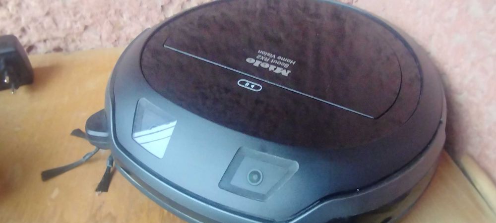 Робот пилосос Miele Scout RX2 з пультом на запчастини або відновлення