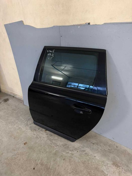 Drzwi lewy tył Volvo V70 III 019-26