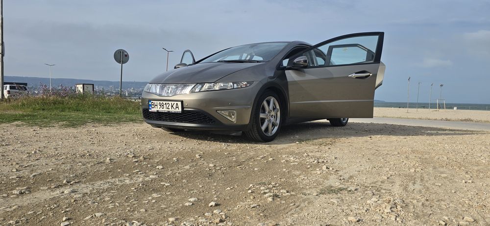 Honda Civic 8G 5D