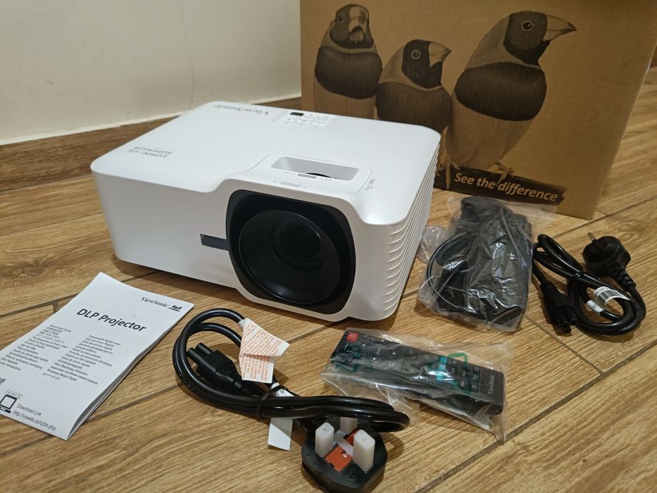 Лазерний проектор Viewsonic LSD400W