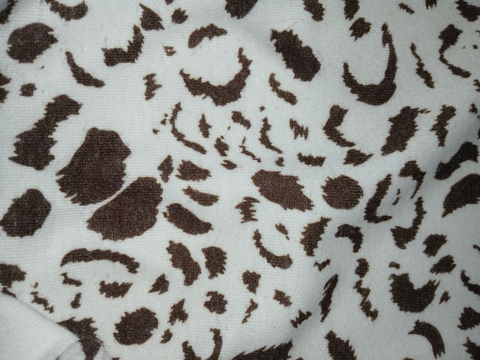 Sweter damski panterka kolor biało brązowy Xana Collection rozmiar uni