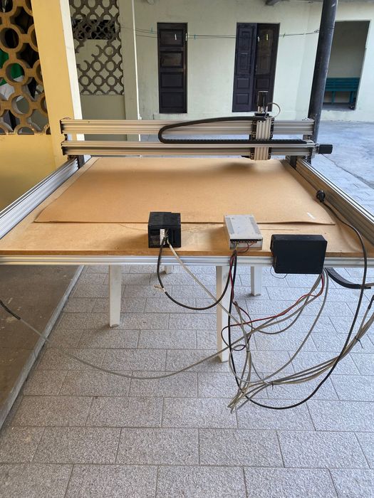 Máquina Cnc. Mais computador 700€