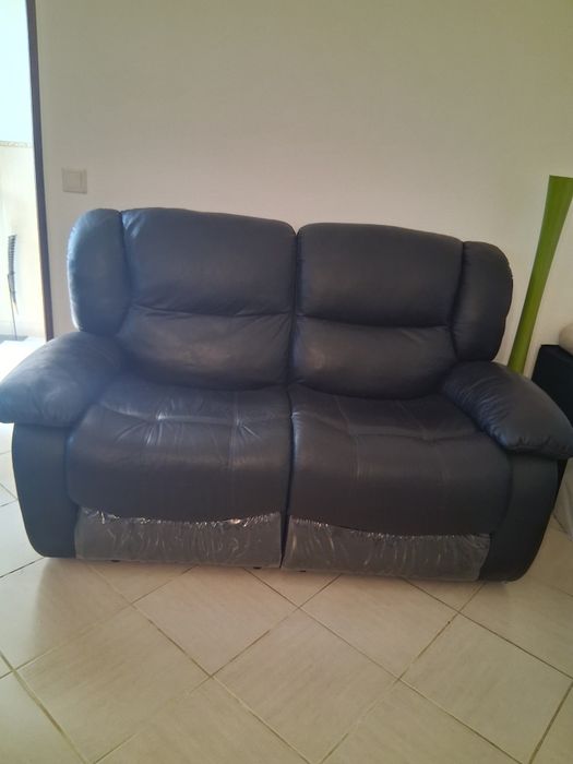 Sofá de 2 lugares extensiveis em bom estado