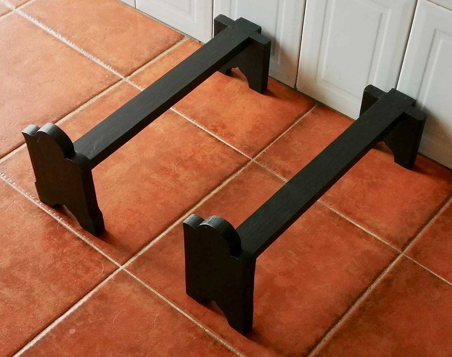 1 par de antigos pes de bau recuperado