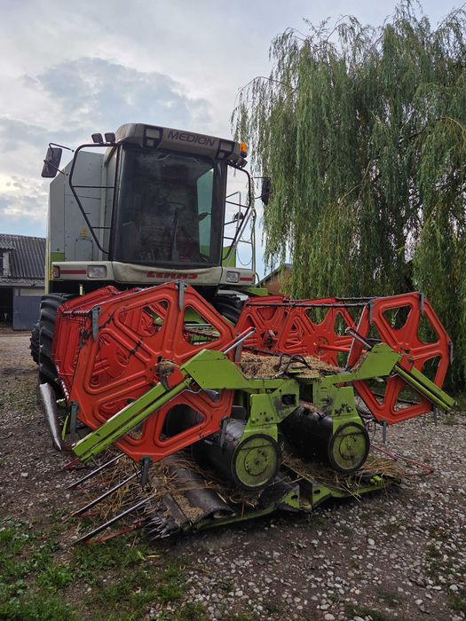 Kombajn claas medion 310