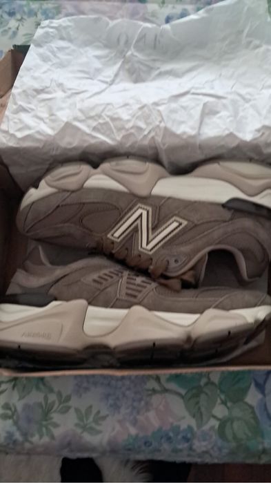 New Balance 9060