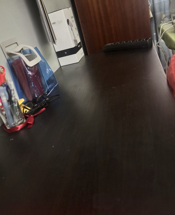 Mesa/secretária preta