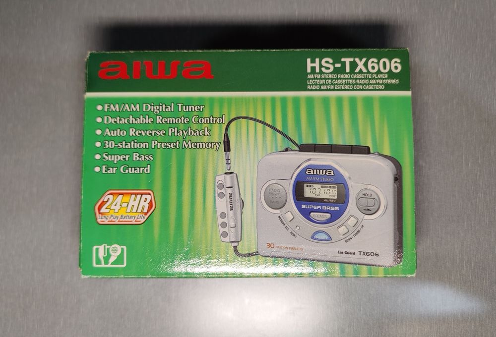 Кассетный радиоплеер Aiwa HS-TX606