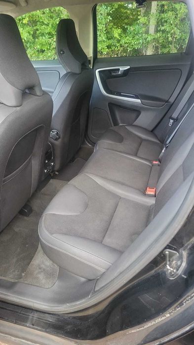 VOLVODUO XC60 2,4 D5 manual Zarejestrowany w Polsce OKAZJA