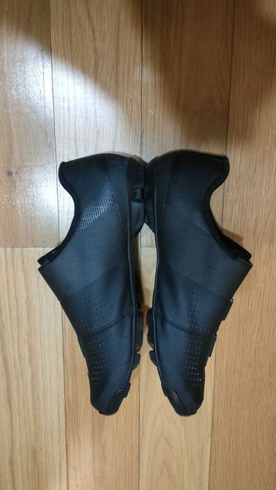 Sapatos MTB Shimano SH-XC100