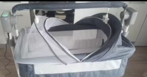 Berço elétrico inteligente Nex to me.