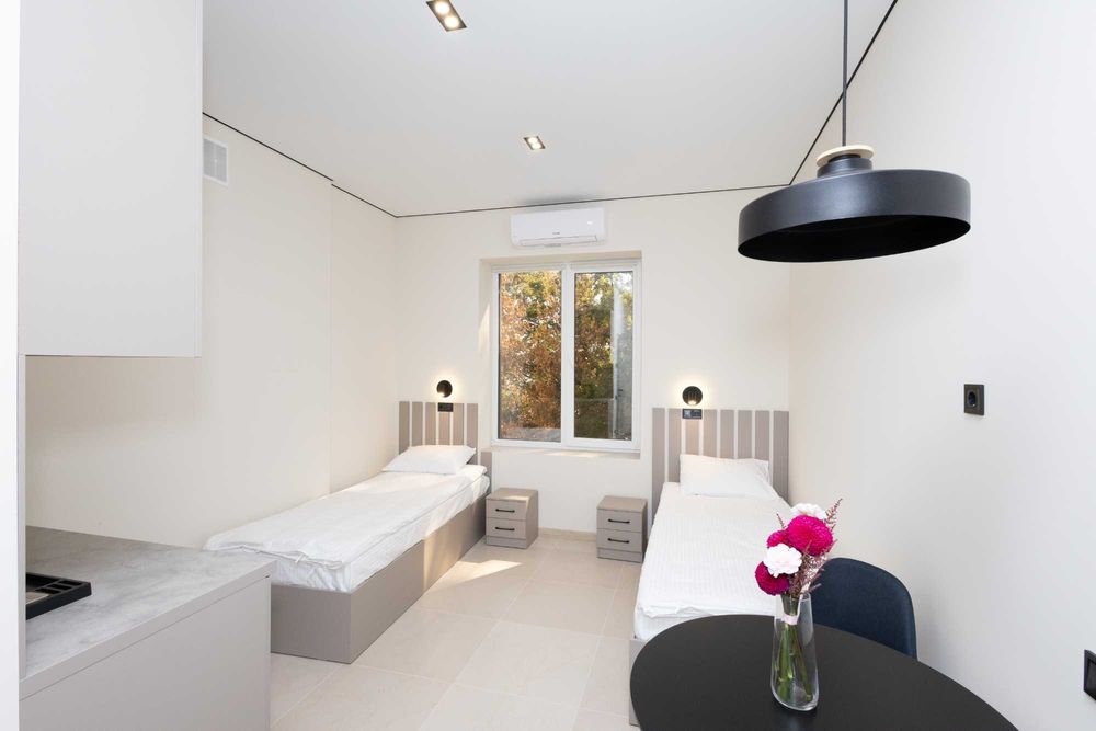 Квартира студія, подобово, центр