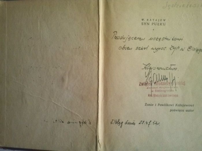 Książka pt.Syn pułku,Walentyna Katajewa z jego autografem.