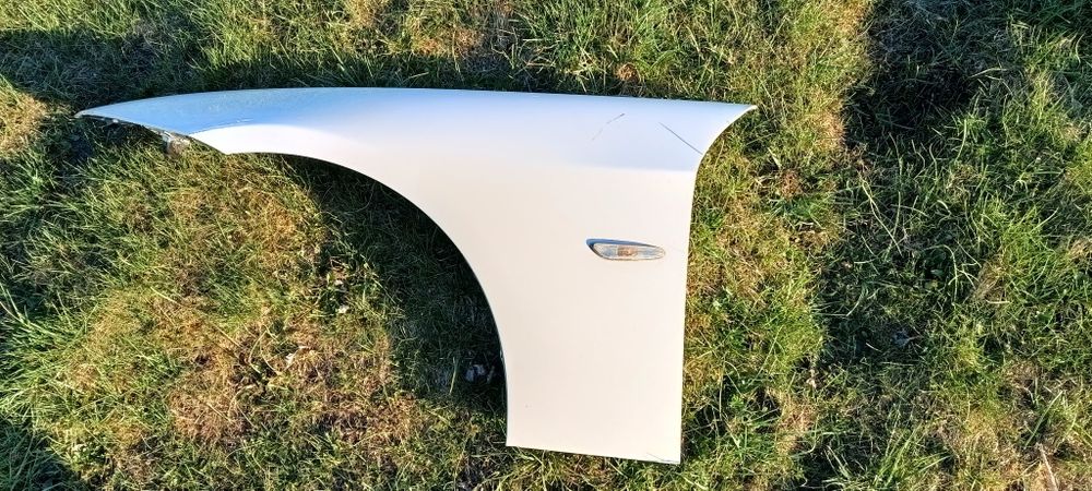 Błotnik lewy BMW e 91
