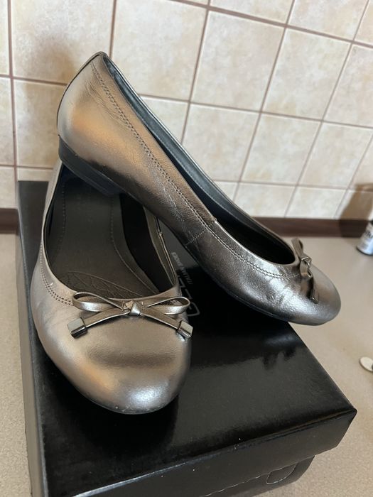 Балетки жіночі шкіряні в цікавому кольорі