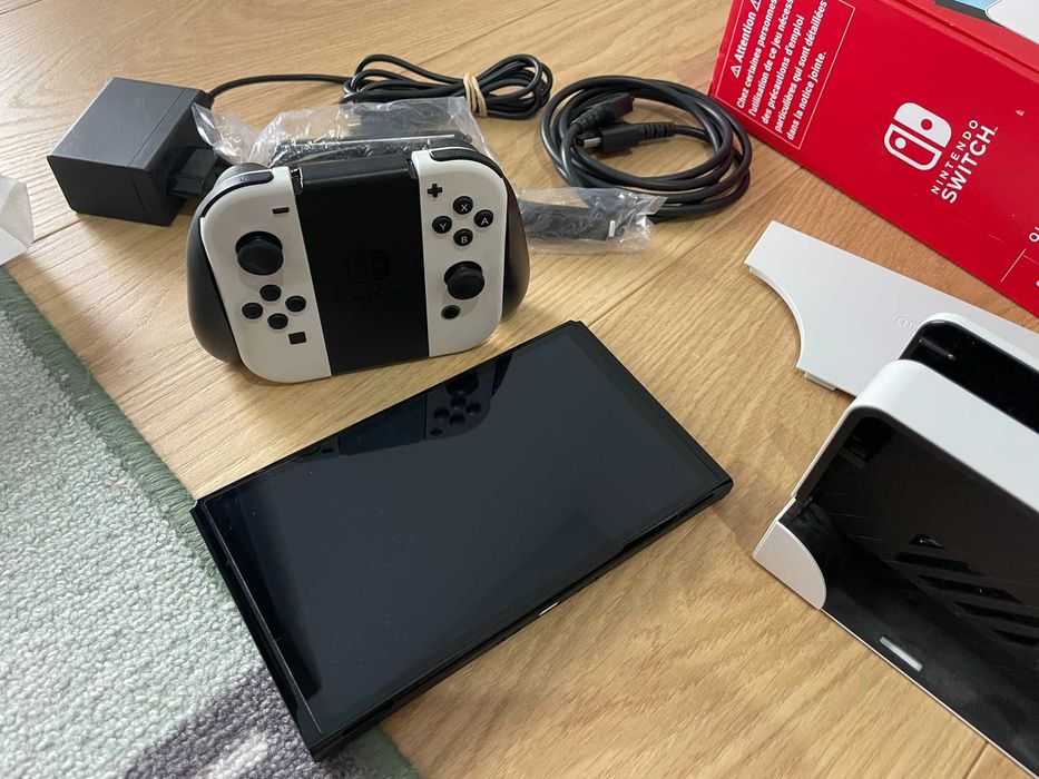Konsola NINTENDO Switch Oled Biała