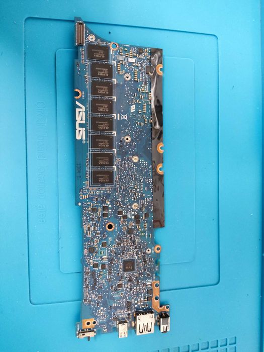 Motherboard ASUS TAICHI21 I7-3537U 4 GB