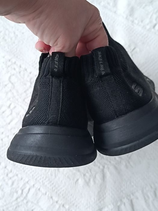 Кросівки чоловічі Skechers р. 43 44