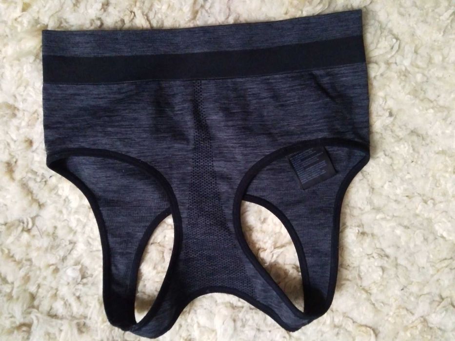 NOWY sportowy biustonosz stanik top biegania h&m athletic rozmiar XS