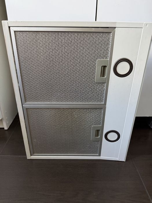 Okap bialy 60x48