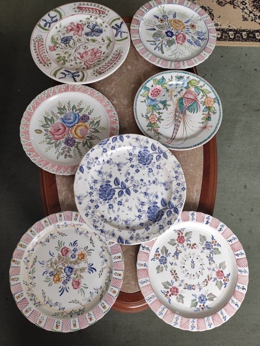 Pratos pintados a mão