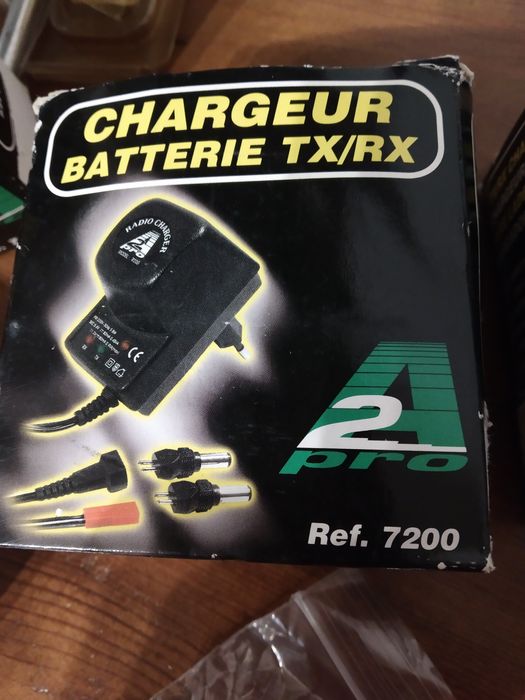 Carregador de bateria TX/RX rádio controle