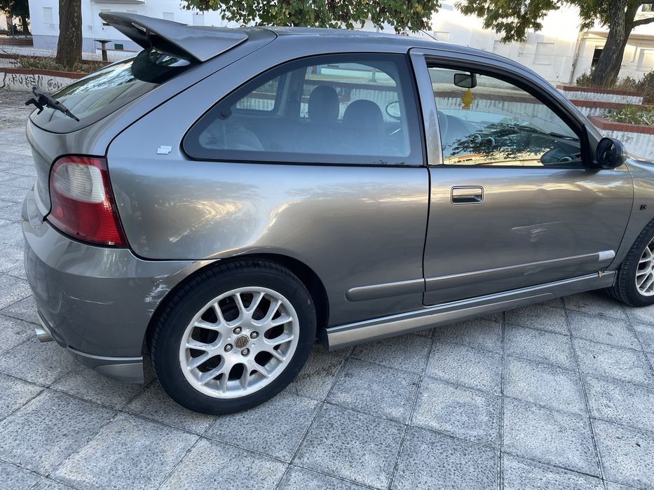 Vendo MG ZR de 2004 !