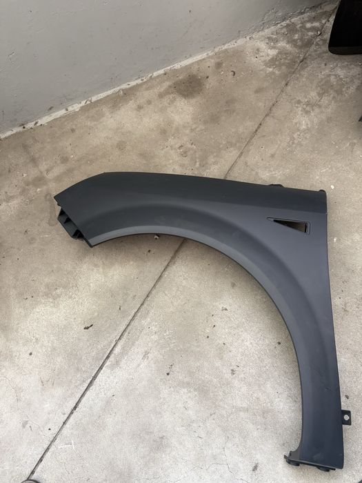 Guarda-lama Frontal Esquerdo Renault Scenic – Novo