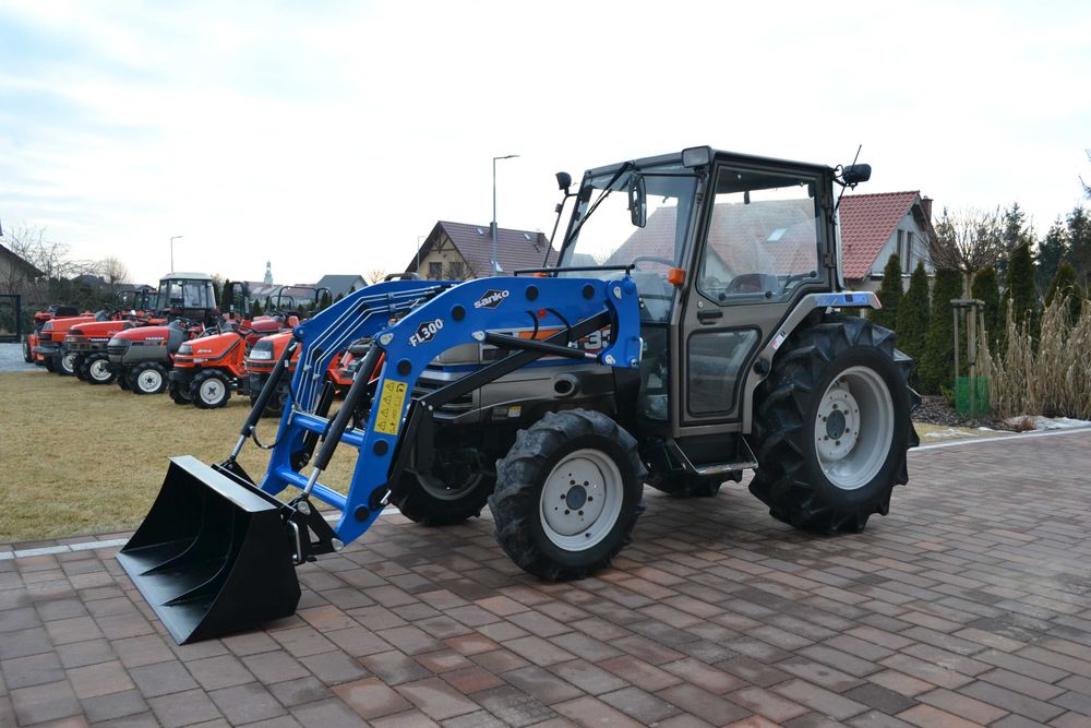 Traktorek japoński mini traktor Iseki Kubota KABINA KLIMATYZACJA