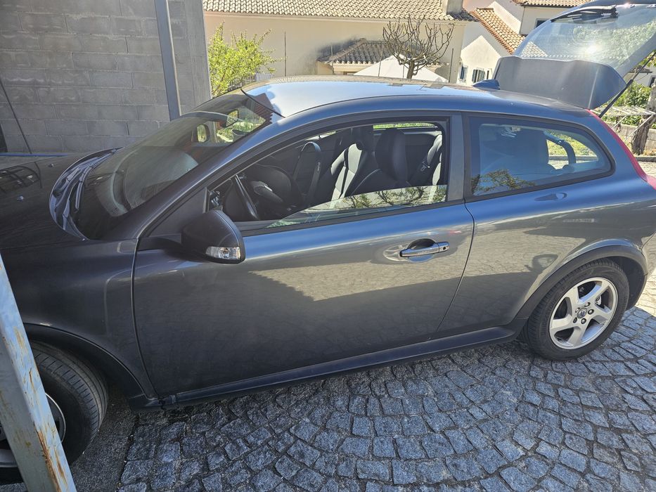 Volvo C30 1.6d  bom estado