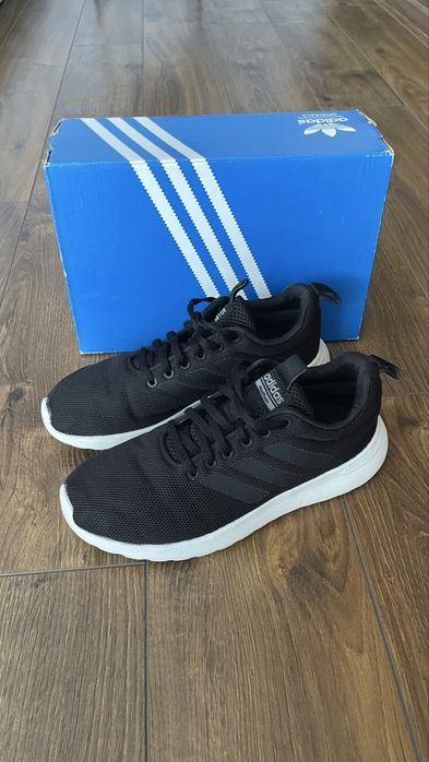 Кросівки Adidas жіночі (оригінал)