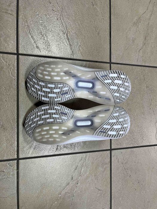 Кросівки Adidas Ultraboost 5 40,5 р оригінал