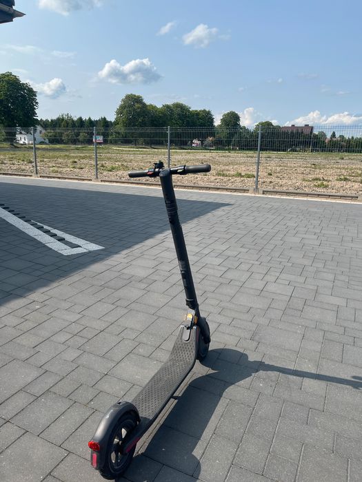 Hulajnoga NINEBOT KickScooter E22E