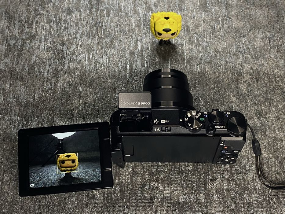 Nikon Coolpix S9900 поворотний екран,альтернатива G7x