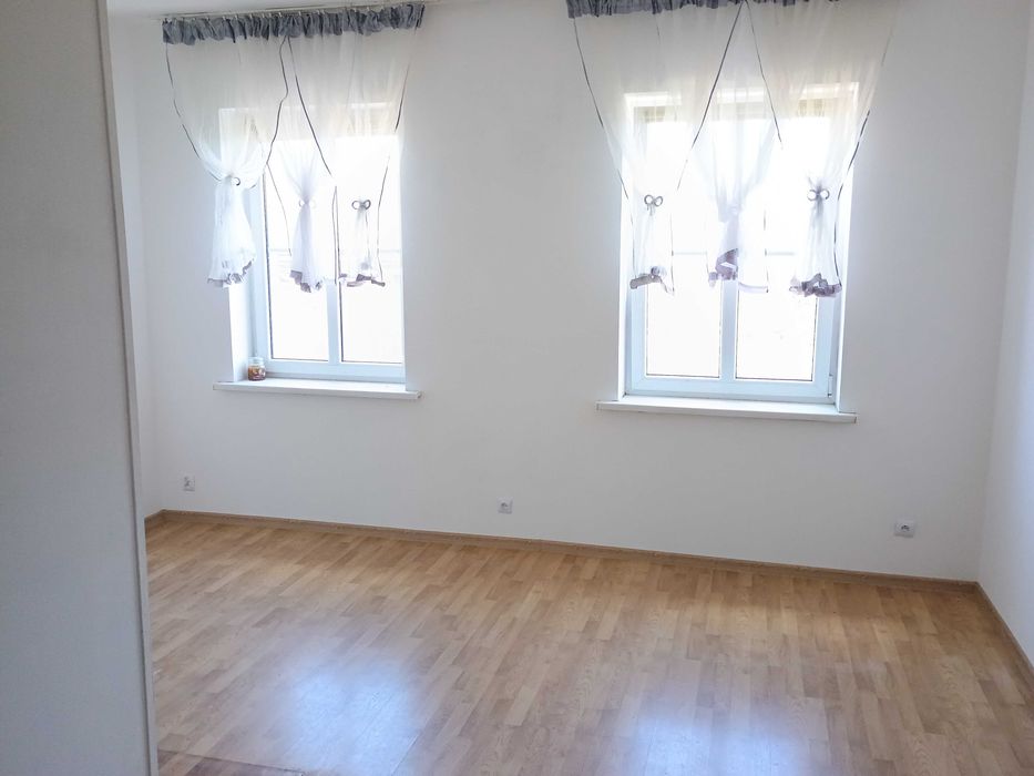 Przestronny samodzielny 2 pokojowy apartament, bezczynszowy
