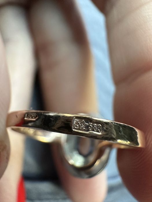 Золотое кольцо 19р