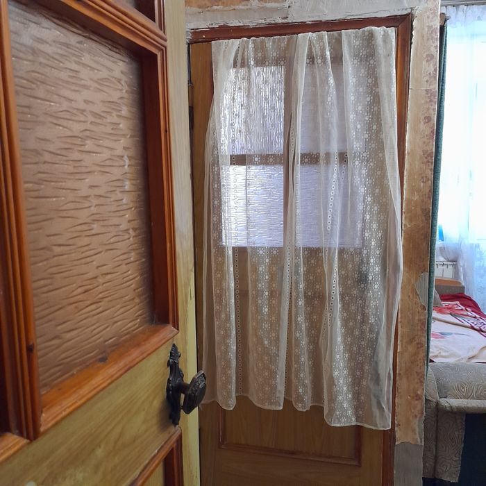 Продам шторы на окно