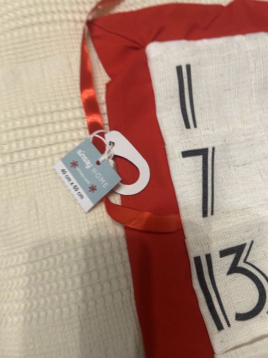 Świąteczna poszewka Poduszka kalendarz adwentowy