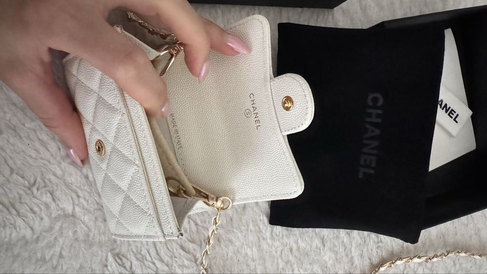 Portfel Chanel 11.3 white  CALFSKIN GOLD