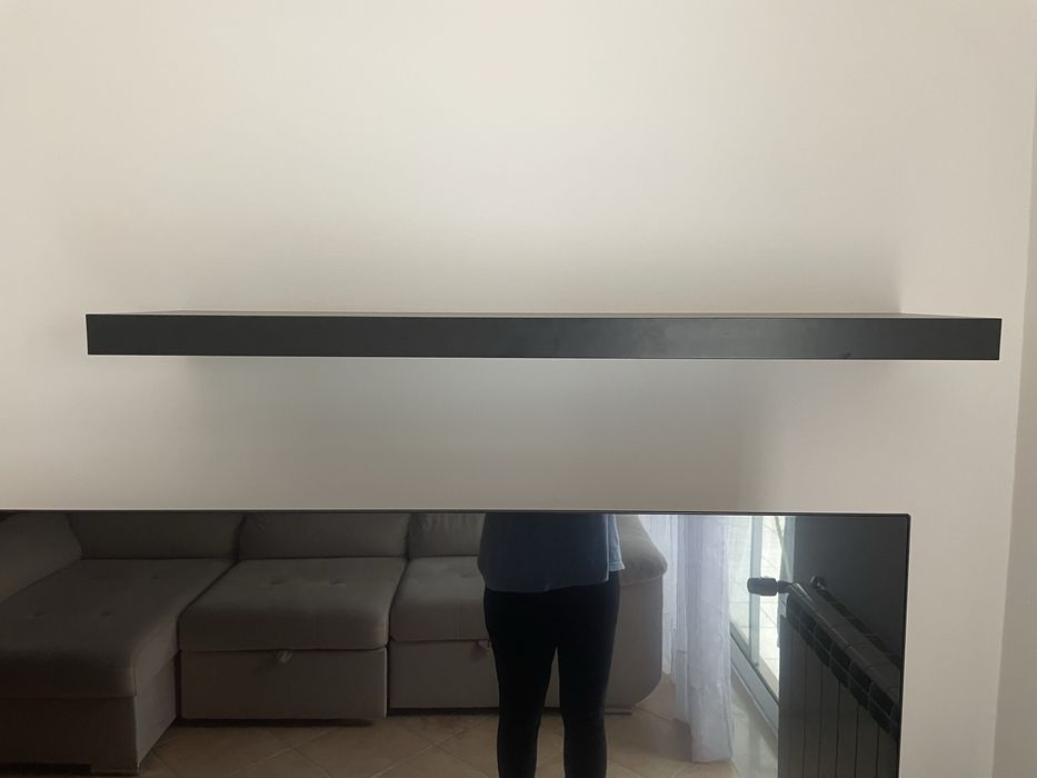 Prateleira preta ikea