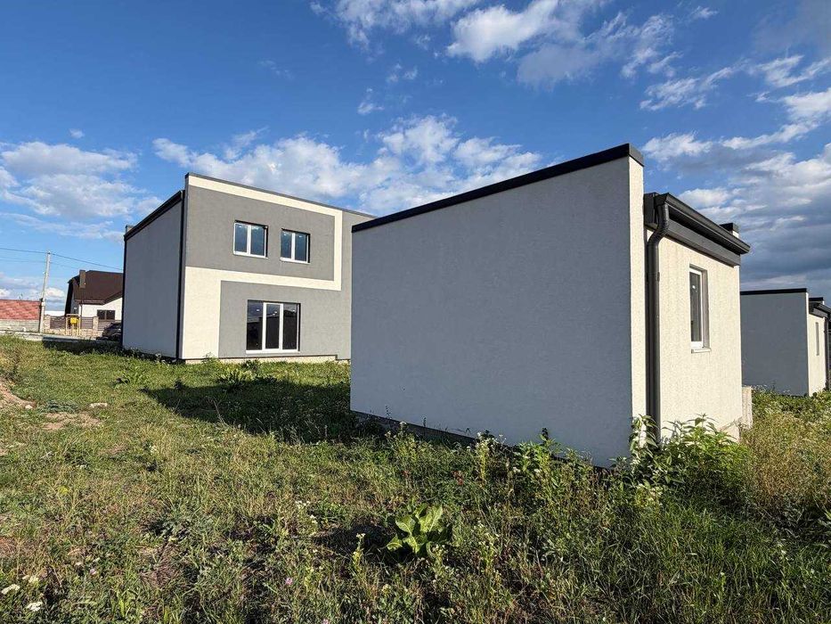 3-кімнатний котедж 110 м² з гаражем та 5 сотками у масиві Макарова