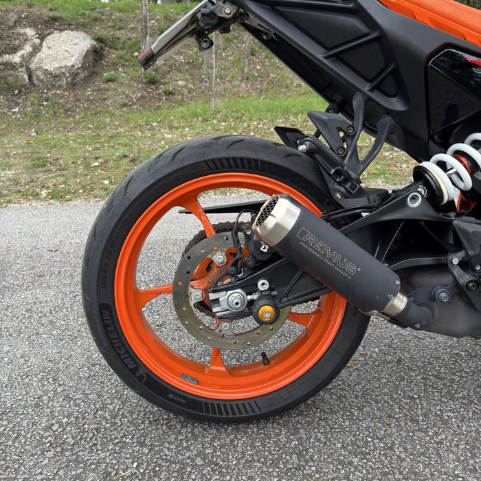 KTM Duke 390 | 2024 | 830 km | Nacional