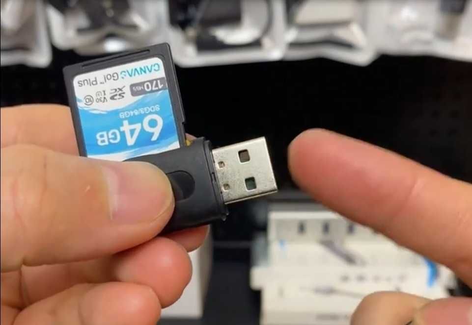 2 вида Кардрідерів. Читають карти SD, microSD (TF), флешки з роз'ємом USB-A