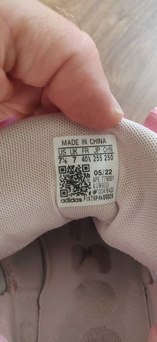 Sapatilhas Basquetebol adidas Harden cor de rosa