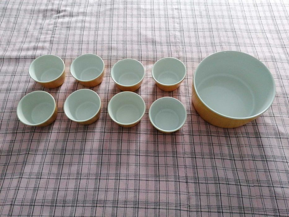 Taças e forma Mokambo